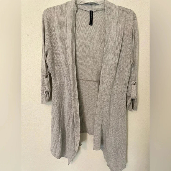 Yuni Women’s Grey rolled up sleeves cardigan size M - Picture 1 of 4
